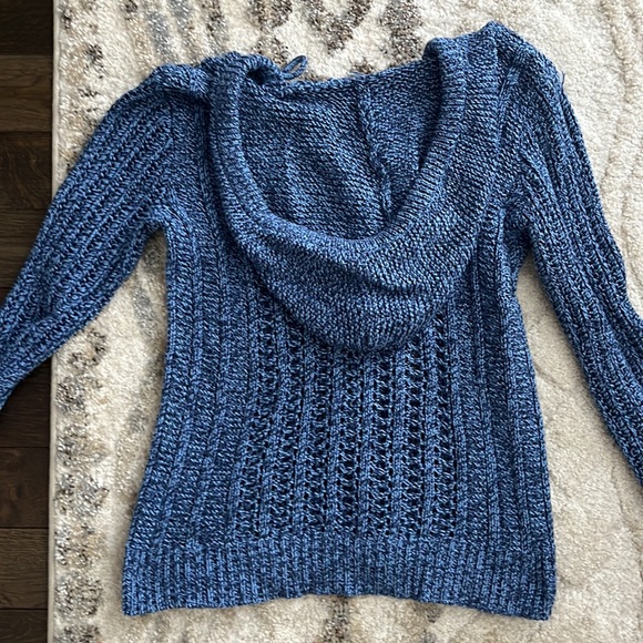 American Eagle Knitted Sweater - Picture 3 of 3